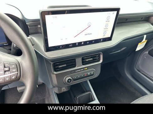 New 2025 Ford Maverick XL image 27