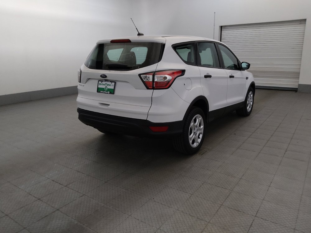 Used 2017 Ford Escape S FWD image 9