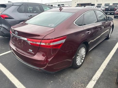 Used 2014 Toyota Avalon Limited w/ Technology Package FWD image 6