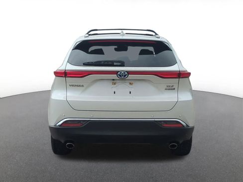 Used 2021 Toyota Venza XLE w/ Softex Package AWD/4WD image 5