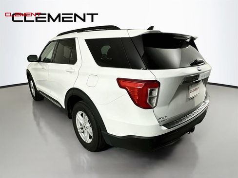 Used 2021 Ford Explorer XLT w/ Class III Trailer Tow Package AWD/4WD image 12