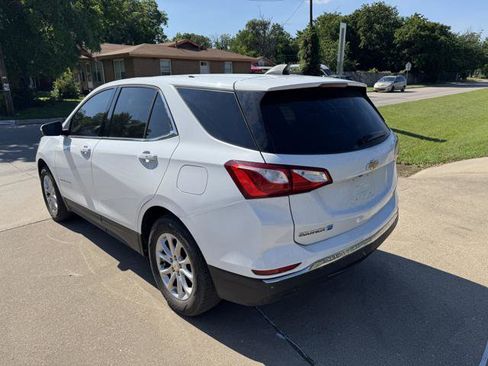 Used 2018 Chevrolet Equinox LT AWD/4WD image 3