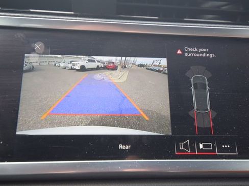 Used 2021 Audi Q3 2.0T Premium w/ Convenience Package image 12