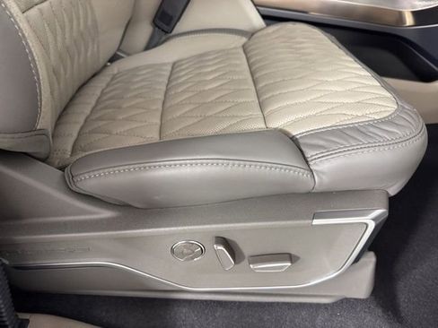 New 2025 Ford F150 Platinum w/ Equipment Group 703A Plus image 23