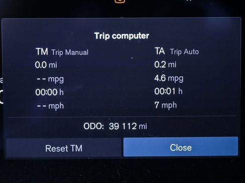 Certified 2023 Volvo XC90 B5 Core image 14