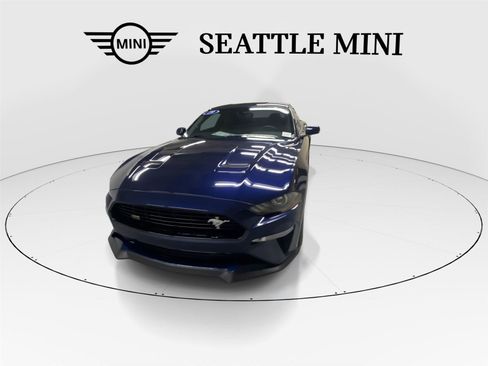 Used 2019 Ford Mustang GT Premium w/ California Special Package RWD image 4