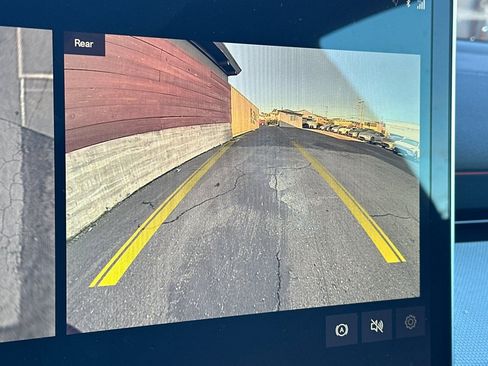 New 2026 Polestar Polestar 4 image 22