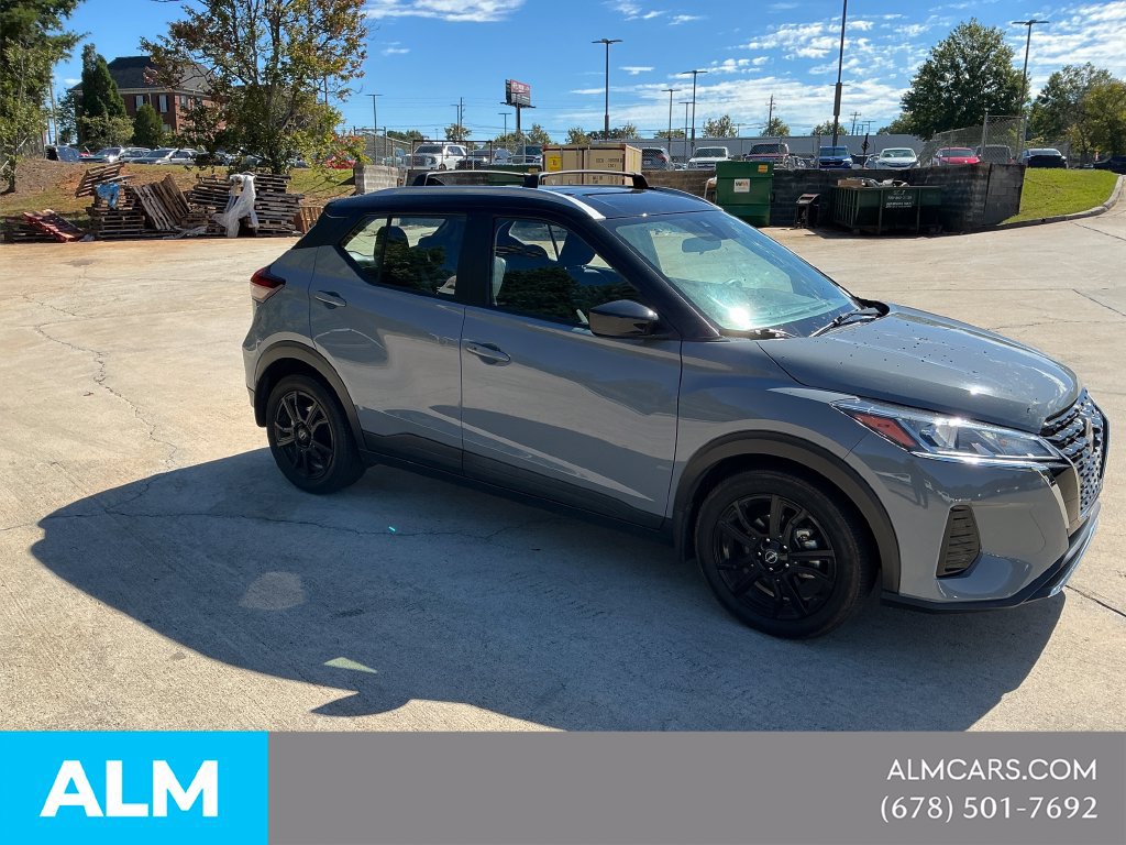 Used 2023 Nissan Kicks SV w/ Exterior Package FWD image 4