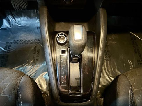 Used 2022 Nissan Kicks S image 16