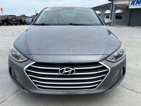 Used 2018 Hyundai Elantra Value Edition FWD image 9