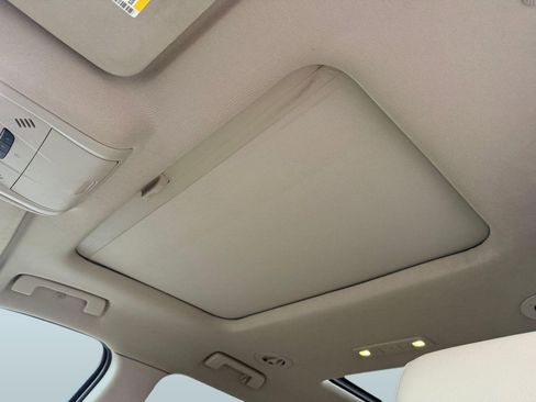 Used 2019 GMC Acadia Denali image 15