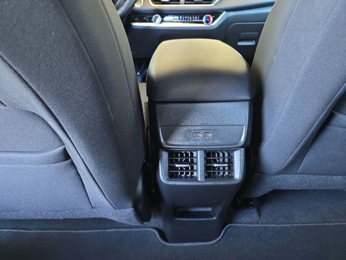 New 2025 Chevrolet Equinox LT image 23