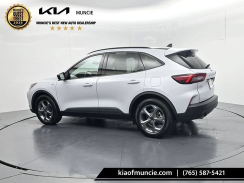 Used 2025 Ford Escape ST-Line FWD image 5