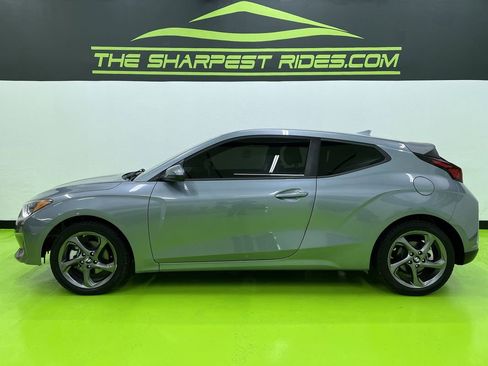 Used 2019 Hyundai Veloster 2.0 FWD image 6