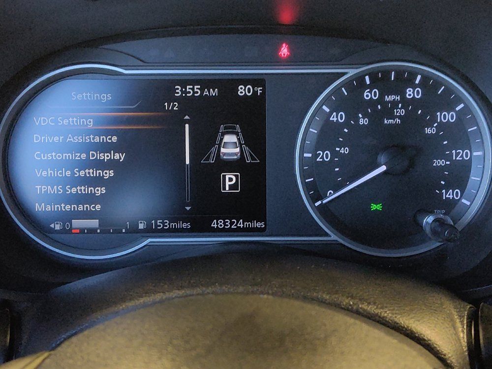 Used 2023 Nissan Versa SV FWD image 23