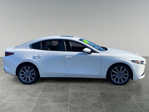 Used 2022 MAZDA MAZDA3 s image 6