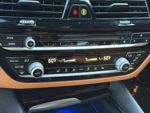 Used 2018 BMW 540i xDrive AWD/4WD image 18