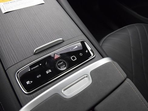New 2026 Mercedes-Benz EQS 550 4MATIC SUV image 26