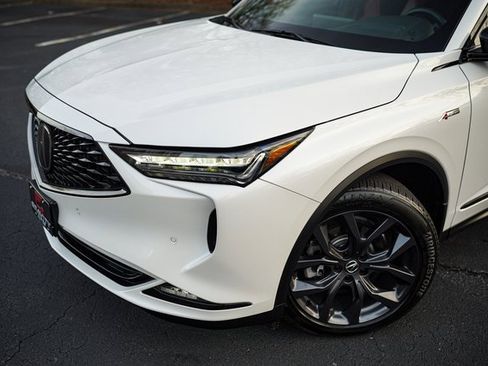 Used 2023 Acura MDX A-Spec image 2