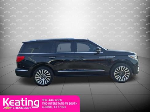 Used 2021 Lincoln Navigator Reserve w/ Luxury Package image 4