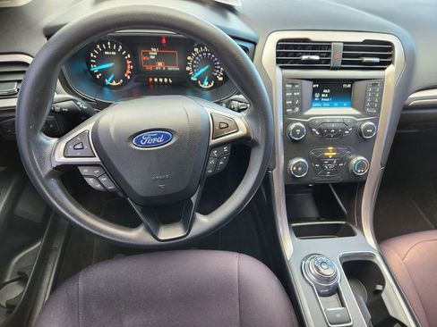 Used 2019 Ford Fusion S image 25
