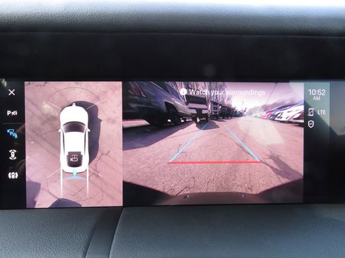 Used 2024 Porsche Taycan image 26