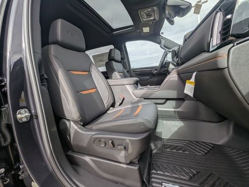 New 2026 GMC Sierra 2500 AT4 w/ AT4 Premium Plus Package image 16
