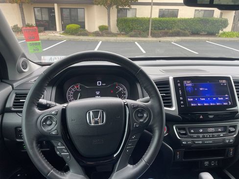 Used 2019 Honda Ridgeline RTL-E image 22