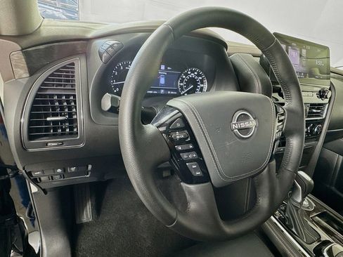 Used 2023 Nissan Armada Platinum w/ Captain's Chairs Package image 11