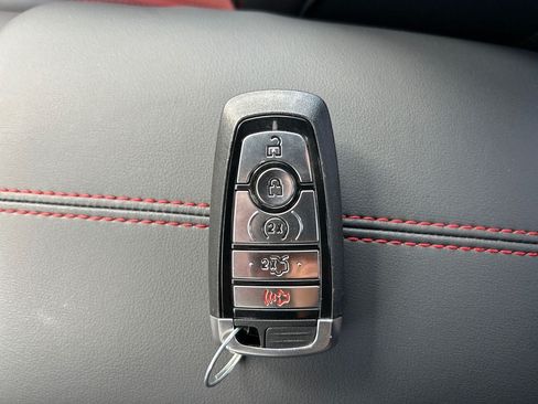 Used 2025 Ford Mustang Premium RWD image 31