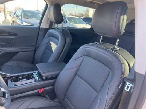 New 2026 Lincoln Nautilus Reserve w/ Jet Appearance Package image 7