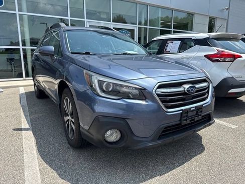 Used 2018 Subaru Outback 2.5i Limited AWD/4WD image 1