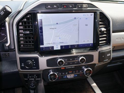 Used 2022 Ford F250 Lariat w/ Lariat Value Package AWD/4WD image 20