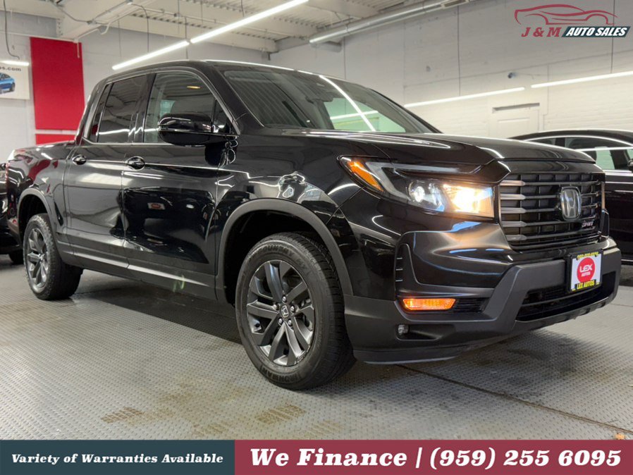 Used 2023 Honda Ridgeline Sport image 4