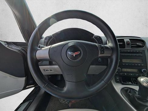 Used 2007 Chevrolet Corvette Coupe w/ Preferred Equipment Group image 10