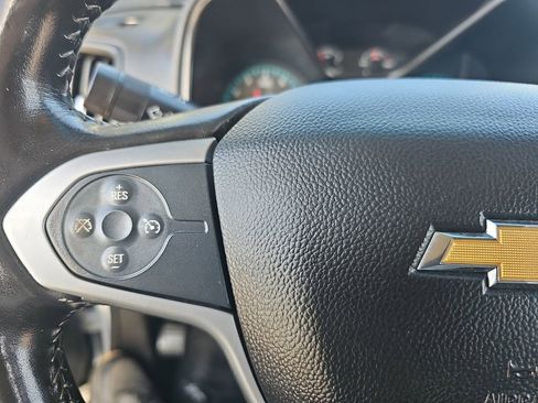 Used 2022 Chevrolet Colorado LT w/ LT Convenience Package image 16