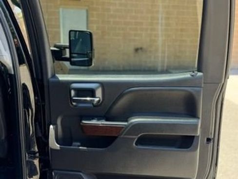 Used 2018 GMC Sierra 1500 SLT w/ SLT Premium Package AWD/4WD image 19