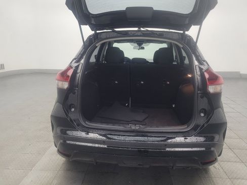 Used 2021 Nissan Kicks S FWD image 29
