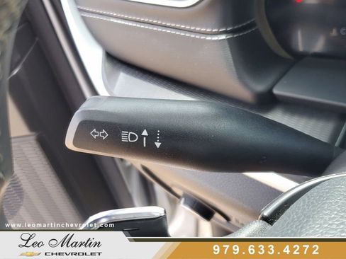 Used 2023 Jeep Grand Cherokee L Laredo RWD image 29