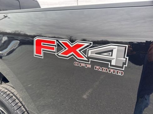 Used 2023 Ford F350 Platinum image 34