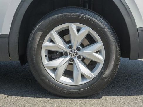 Used 2018 Volkswagen Atlas SE FWD image 19