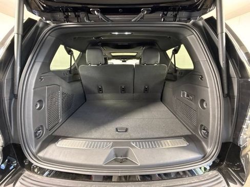 New 2026 Chevrolet Suburban High Country AWD/4WD image 27