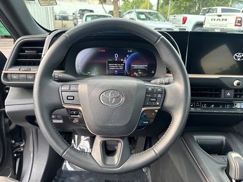 Used 2023 Toyota Crown w/ Carpet Mat Package (TMS) AWD/4WD image 20