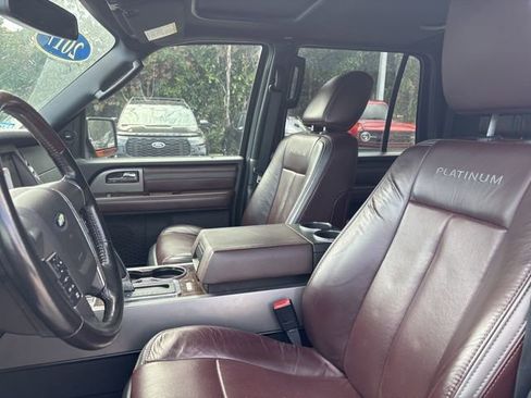 Used 2017 Ford Expedition EL Platinum image 5