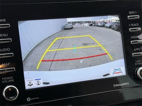 Used 2023 Toyota Camry SE image 17