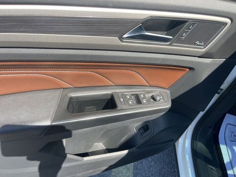 Used 2021 Volkswagen Atlas SEL Premium AWD/4WD image 18