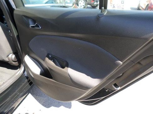 Used 2017 Chevrolet Cruze LT w/ Sun And Sound Package image 32