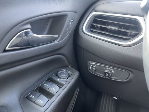 Certified 2023 Chevrolet Equinox LT image 13