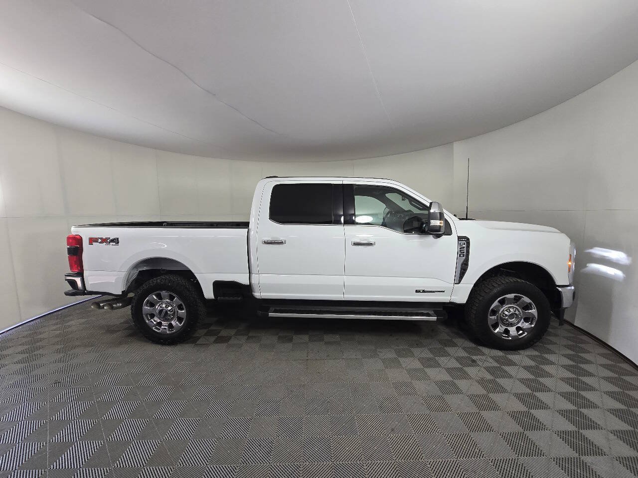 Used 2023 Ford F250 Lariat w/ Chrome Package AWD/4WD image 11