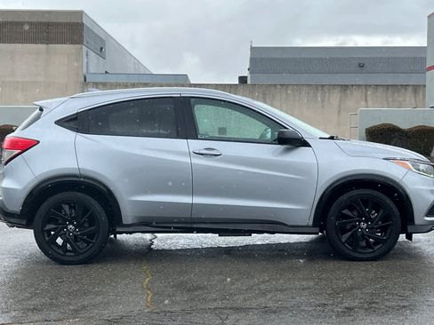 Used 2022 Honda HR-V Sport image 6
